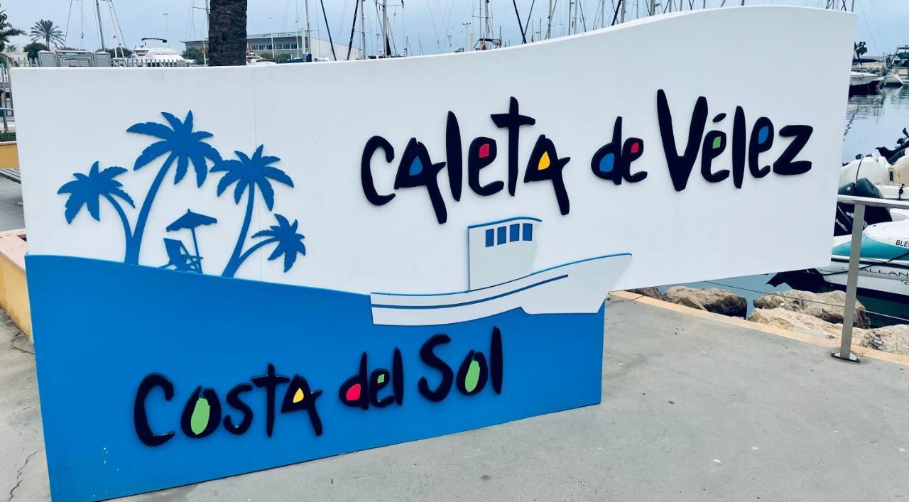 Stay Inn Caleta De Velez Buitenkant foto