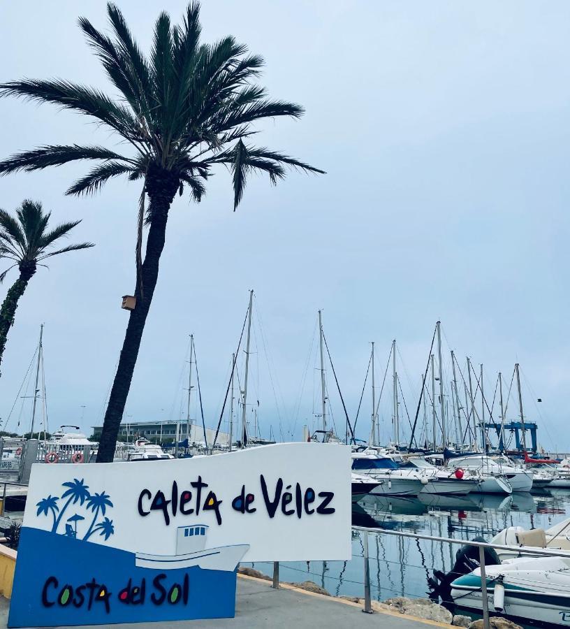 Stay Inn Caleta De Velez Buitenkant foto